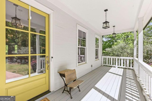 5046AB Mckinzey Lane, Flowery Branch, GA 30542