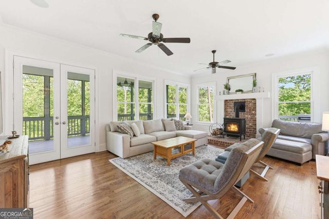 5046AB Mckinzey Lane, Flowery Branch, GA 30542