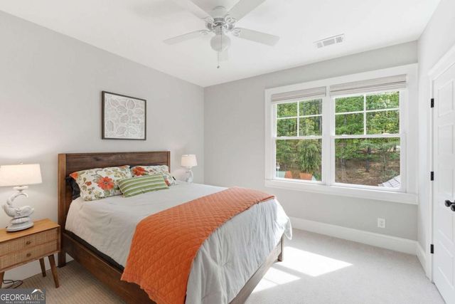 5046AB Mckinzey Lane, Flowery Branch, GA 30542
