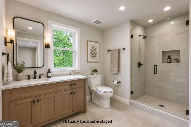 5046AB Mckinzey Lane, Flowery Branch, GA 30542