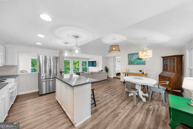 5046AB Mckinzey Lane, Flowery Branch, GA 30542