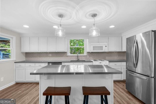 5046AB Mckinzey Lane, Flowery Branch, GA 30542