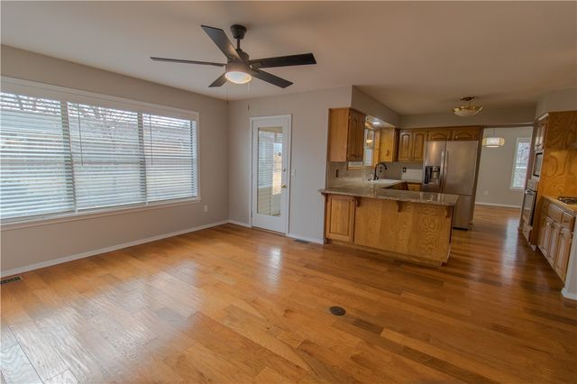 15284 Putman Road, Rogers, AR 72756