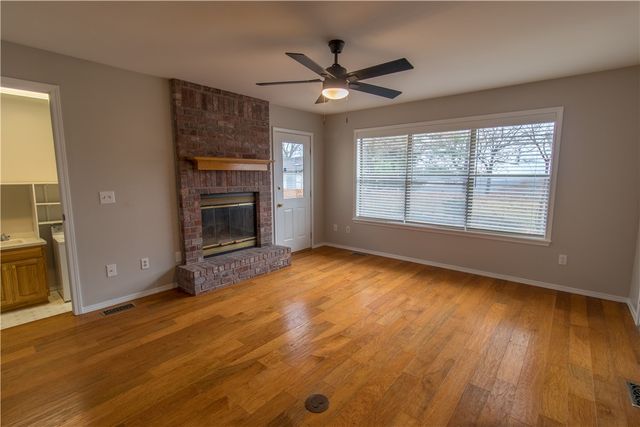 15284 Putman Road, Rogers, AR 72756