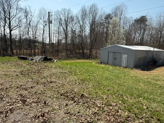 311 Willow Oak, Nancy, KY 42544