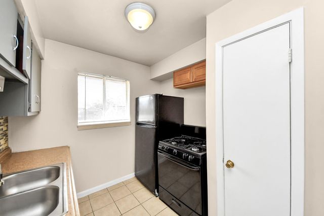 1320 Griffin Street 4, Houston, TX 77009