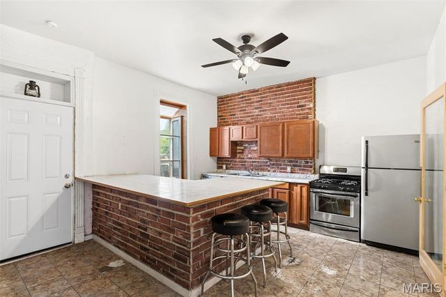 3533 Illinois Avenue, St Louis, MO 63118