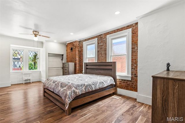 3533 Illinois Avenue, St Louis, MO 63118