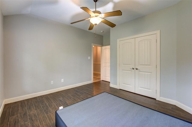 3619 Woodland Lane, Montgomery, TX 77356