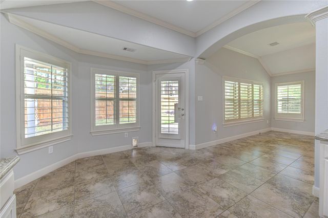 3619 Woodland Lane, Montgomery, TX 77356