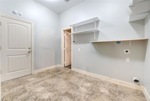 3619 Woodland Lane, Montgomery, TX 77356