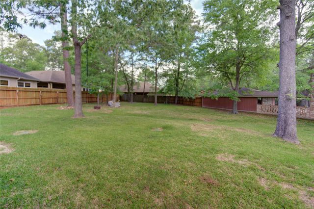 3619 Woodland Lane, Montgomery, TX 77356