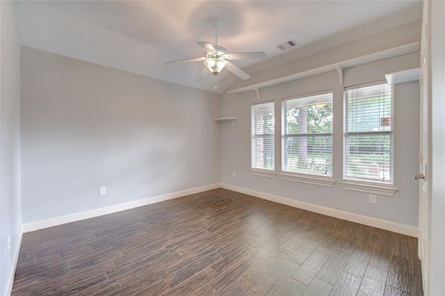 3619 Woodland Lane, Montgomery, TX 77356