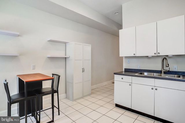 12 RHODE ISLAND AVE NW, Washington, DC 20001