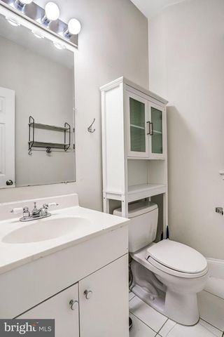 12 RHODE ISLAND AVE NW, Washington, DC 20001