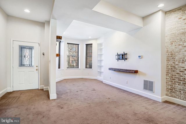 12 RHODE ISLAND AVE NW, Washington, DC 20001