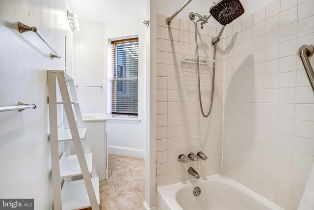 12 RHODE ISLAND AVE NW, Washington, DC 20001