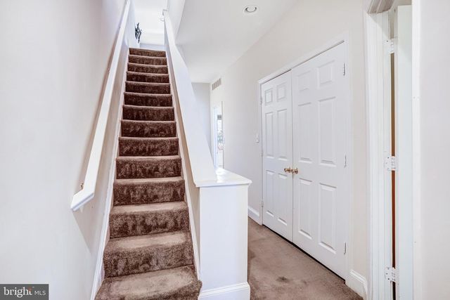 12 RHODE ISLAND AVE NW, Washington, DC 20001