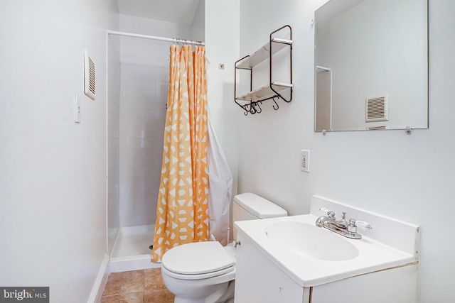 12 RHODE ISLAND AVE NW, Washington, DC 20001