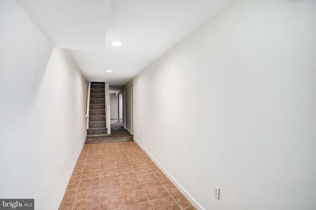 12 RHODE ISLAND AVE NW, Washington, DC 20001