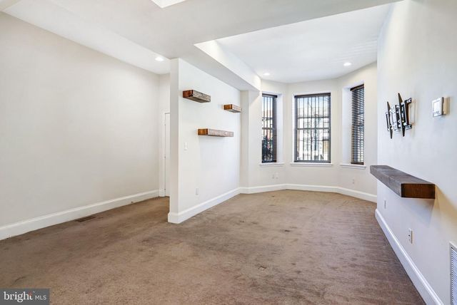 12 RHODE ISLAND AVE NW, Washington, DC 20001