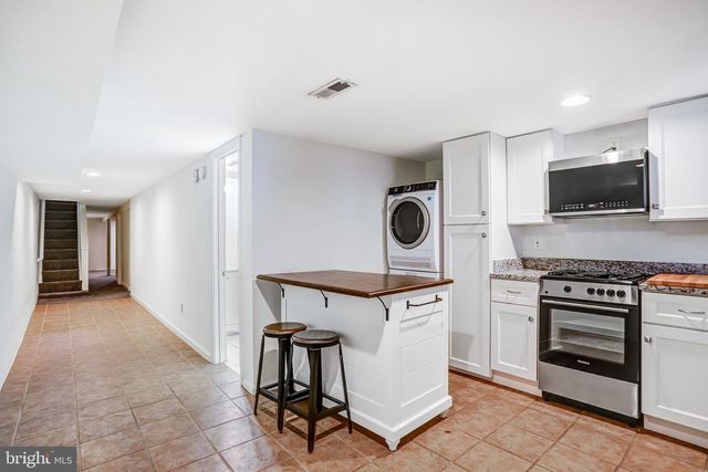 12 RHODE ISLAND AVE NW, Washington, DC 20001