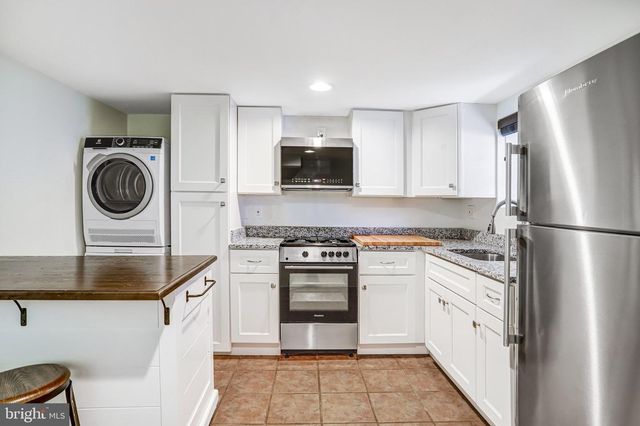 12 RHODE ISLAND AVE NW, Washington, DC 20001