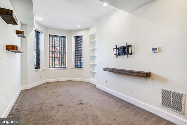 12 RHODE ISLAND AVE NW, Washington, DC 20001