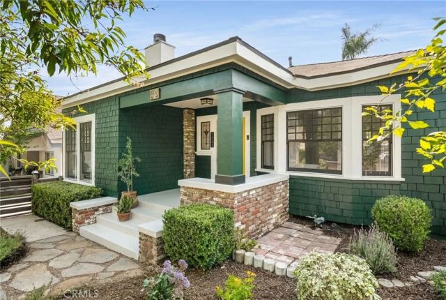 1037 Worcester Avenue, Pasadena, CA 91104