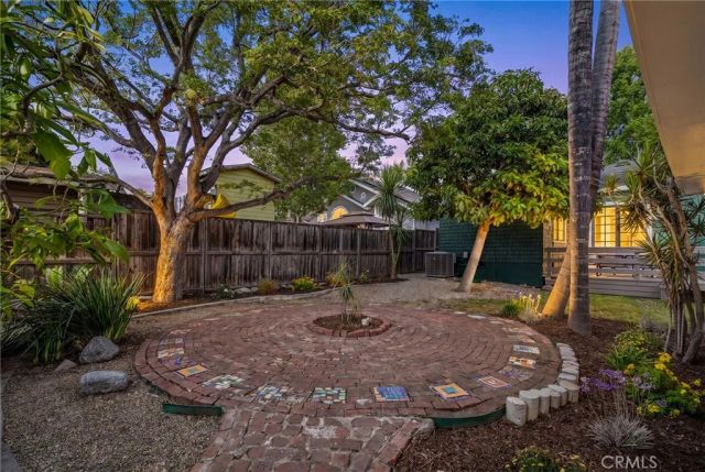 1037 Worcester Avenue, Pasadena, CA 91104