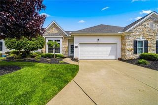 35 Gullybrook Lane, Willoughby Hills, OH 44094