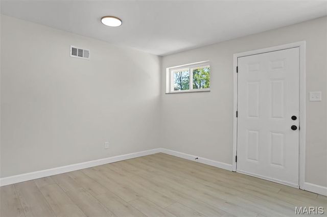 9137 Harold Drive, Woodson Terrace, MO 63134