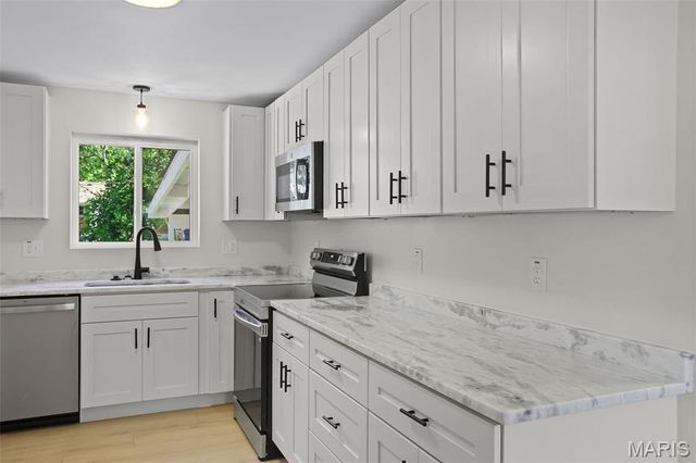 9137 Harold Drive, Woodson Terrace, MO 63134