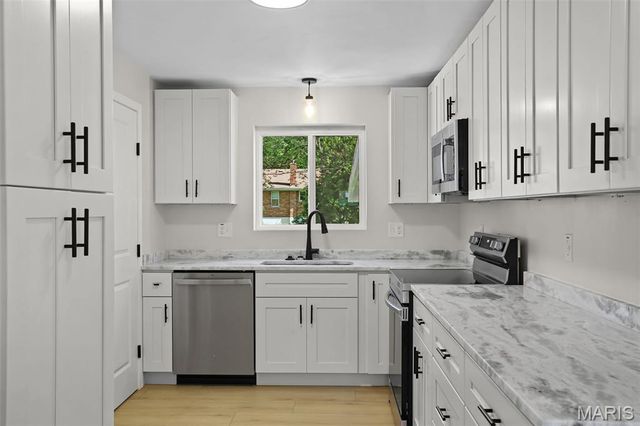 9137 Harold Drive, Woodson Terrace, MO 63134