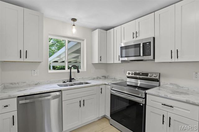 9137 Harold Drive, Woodson Terrace, MO 63134