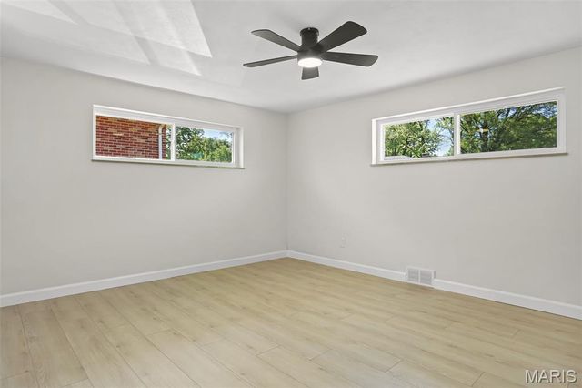 9137 Harold Drive, Woodson Terrace, MO 63134