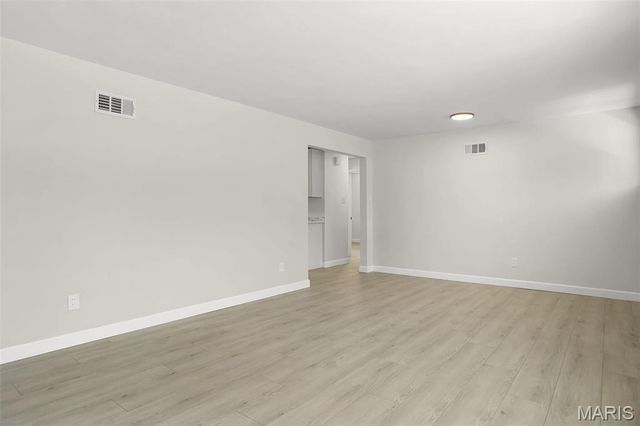 9137 Harold Drive, Woodson Terrace, MO 63134