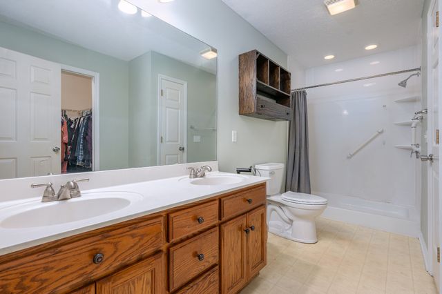 1922 Belotes Ferry Rd, Lebanon, TN 37087