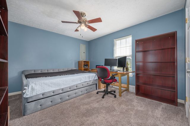 1922 Belotes Ferry Rd, Lebanon, TN 37087