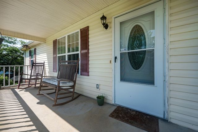 1922 Belotes Ferry Rd, Lebanon, TN 37087