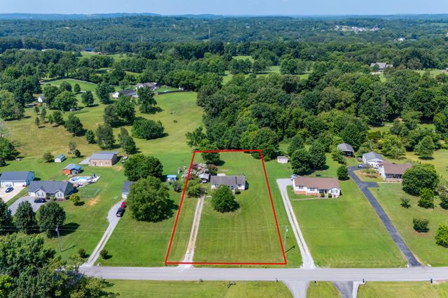 1922 Belotes Ferry Rd, Lebanon, TN 37087