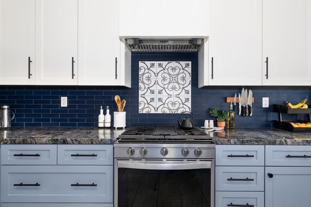 553 Venice Avenue, Dinuba, CA 93618