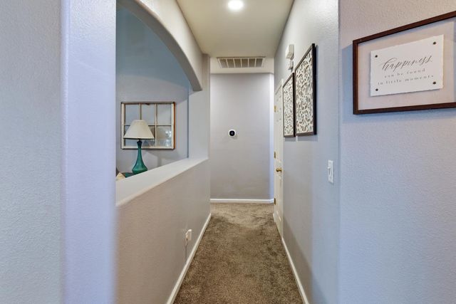 553 Venice Avenue, Dinuba, CA 93618