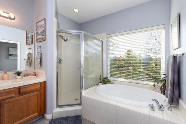 553 Venice Avenue, Dinuba, CA 93618