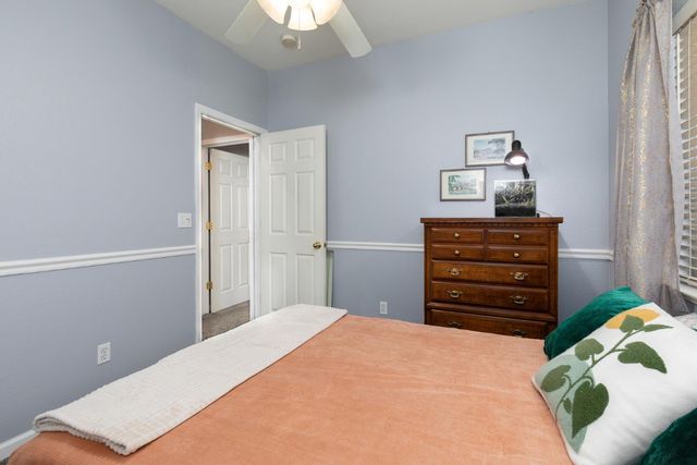 553 Venice Avenue, Dinuba, CA 93618