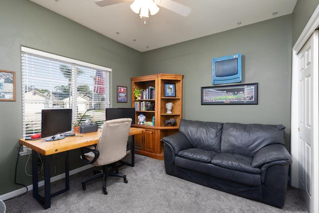 553 Venice Avenue, Dinuba, CA 93618