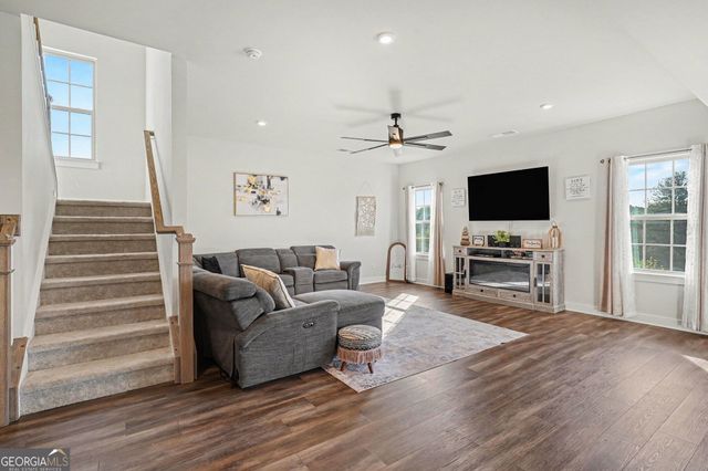 864 Maduro Way, Mcdonough, GA 30253