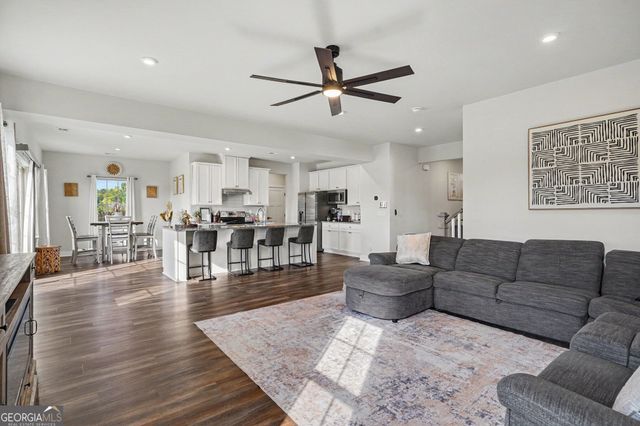 864 Maduro Way, Mcdonough, GA 30253