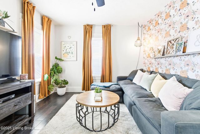 509 E Brandeis Ave, Louisville, KY 40217