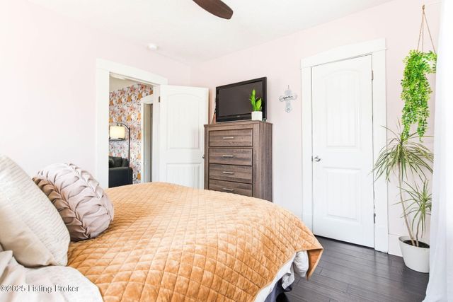 509 E Brandeis Ave, Louisville, KY 40217